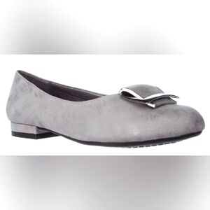 Aerosoles Silver Gray Leather Flats